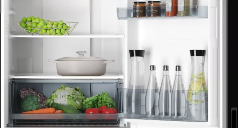 Khay ngăn sử dụng kính cường lực, có độ bền cao