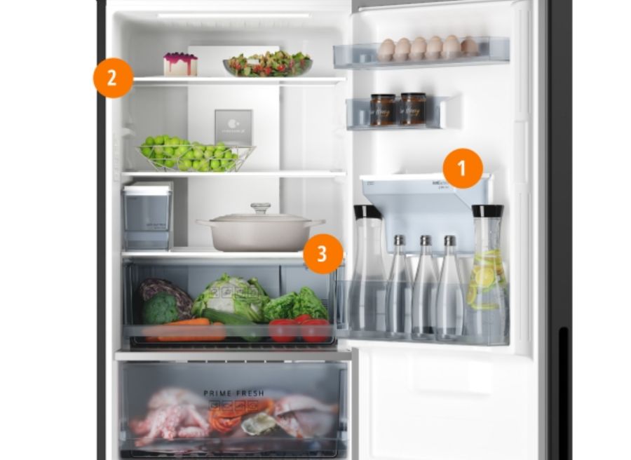 Tủ lạnh Panasonic NR-BV361WGKV 325 lít Inverter 4 Khay đỡ được làm bằng kính cường lực có khả năng chịu được đến 150kg