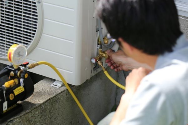 dieu hoa panasonic dung gas gi compressed